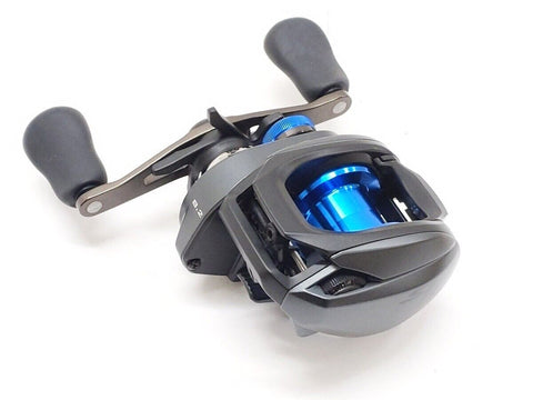 SHIMANO SLX DC 70 XG (RIGHT HAND)